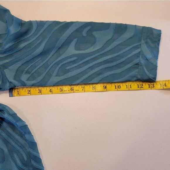 a la carte Blue Burn Out Sheer Zebra Pattern Tunic Adjustable Sleeves - Picture 10 of 12